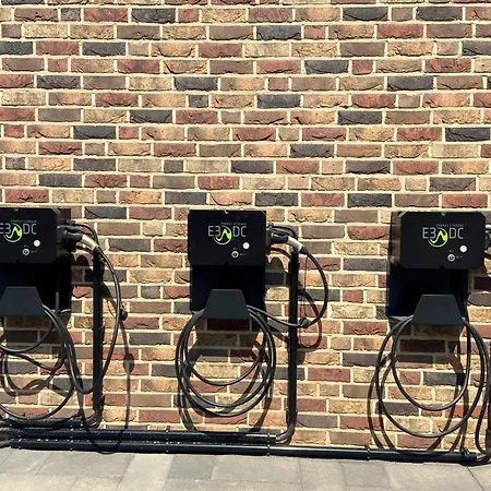 Am Weiher Kategorie 2 *