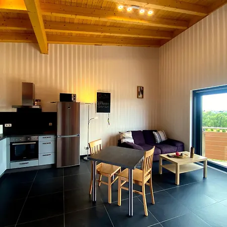 Am Weiher Kategorie 2 *