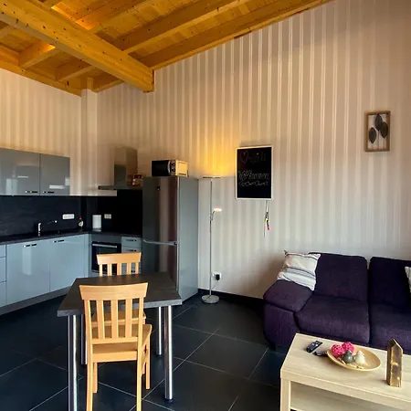 Am Weiher Kategorie 2 * Nideggen